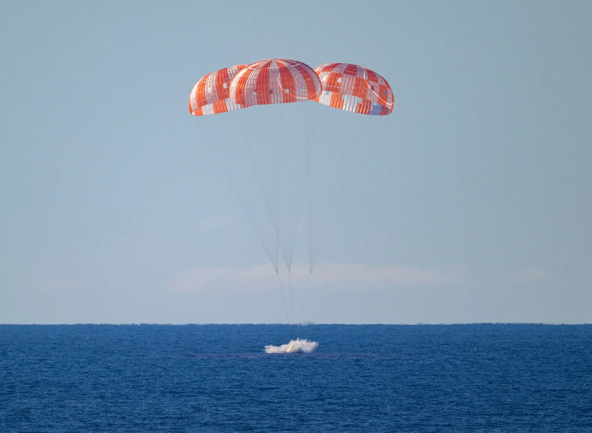 Artemis 2 Mission Complete: Four Astronauts Splash Down Safely