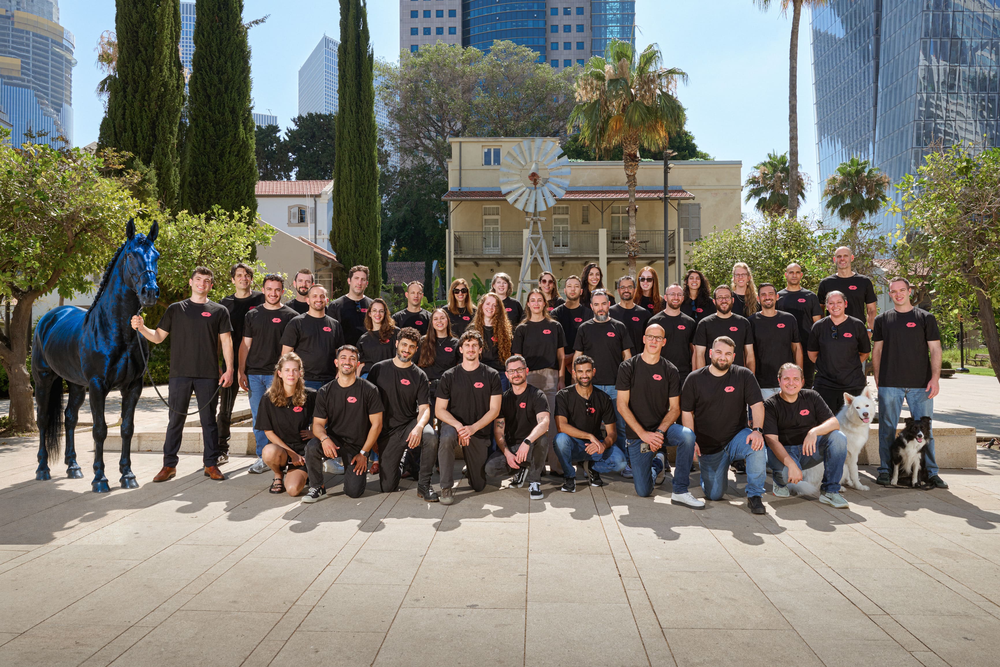 גייסו עכשיו 30 מיליון דולר כדי לשכפל עם AI את העובדים הכי טובים בחברה